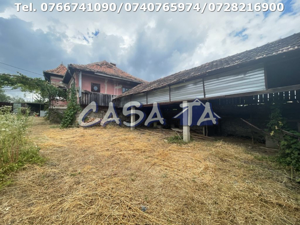 Casa 3 Camere + Teren aferent (5385mp) si Anexe, Balcesti