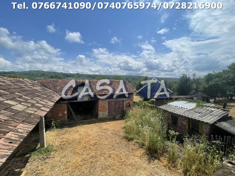 Casa 3 Camere + Teren aferent (5385mp) si Anexe, Balcesti