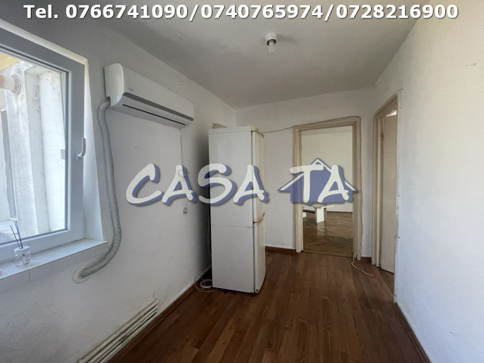 Apartament 3 Camere, Etaj 4, Strada Aleea Teilor - Zona 9 Mai