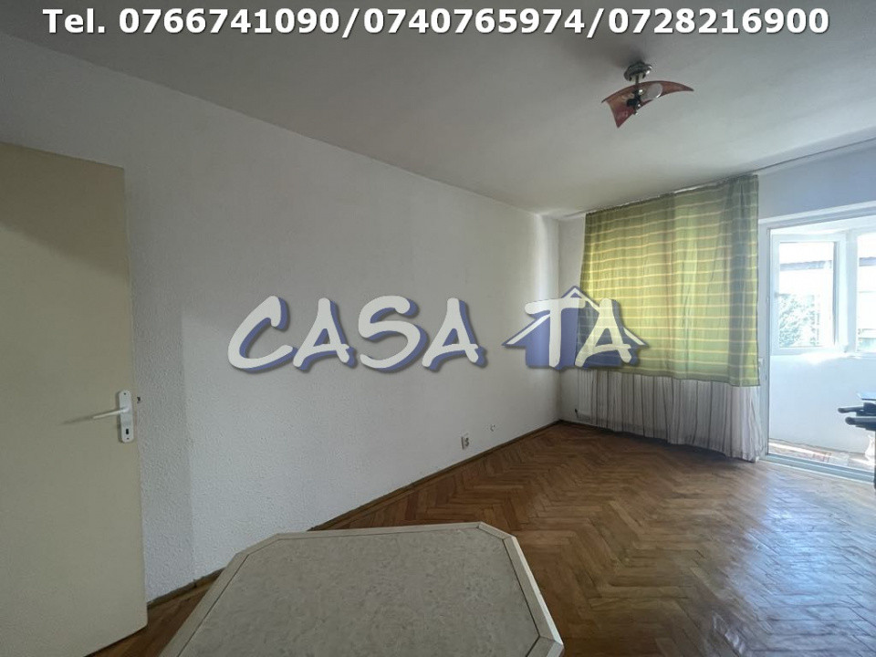 Apartament 3 Camere, Etaj 4, Strada Aleea Teilor - Zona 9 Mai