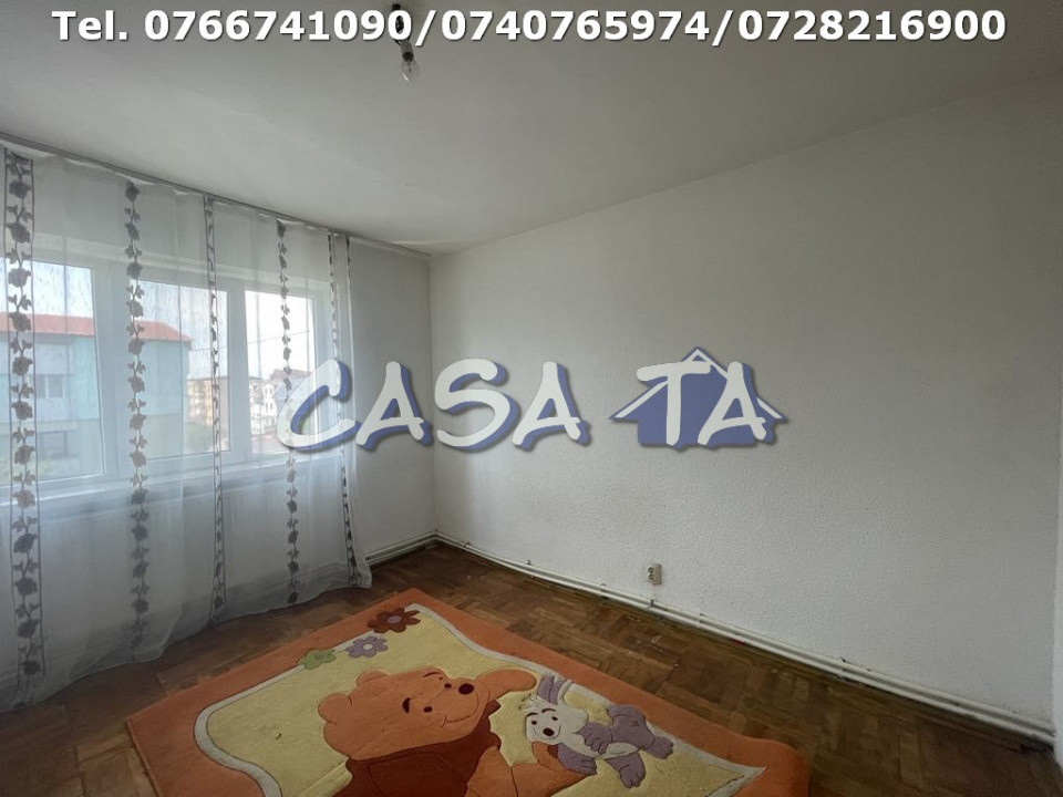 Apartament 3 Camere, Etaj 4, Strada Aleea Teilor - Zona 9 Mai