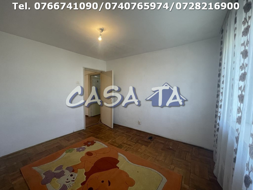 Apartament 3 Camere, Etaj 4, Strada Aleea Teilor - Zona 9 Mai