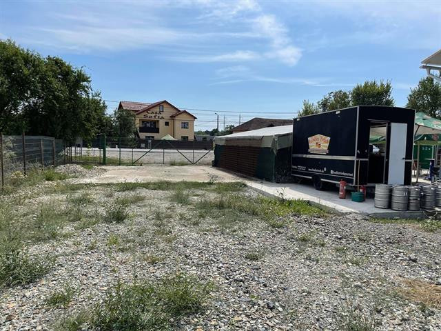 Spatiu Comercial (153 mp), Iezureni