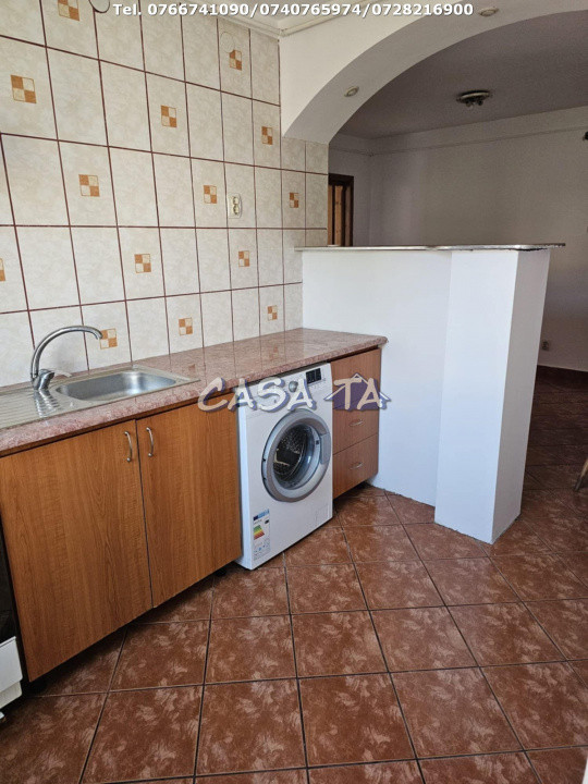 Apartament 3 Camere, Etaj 3, Strada Zambilelor