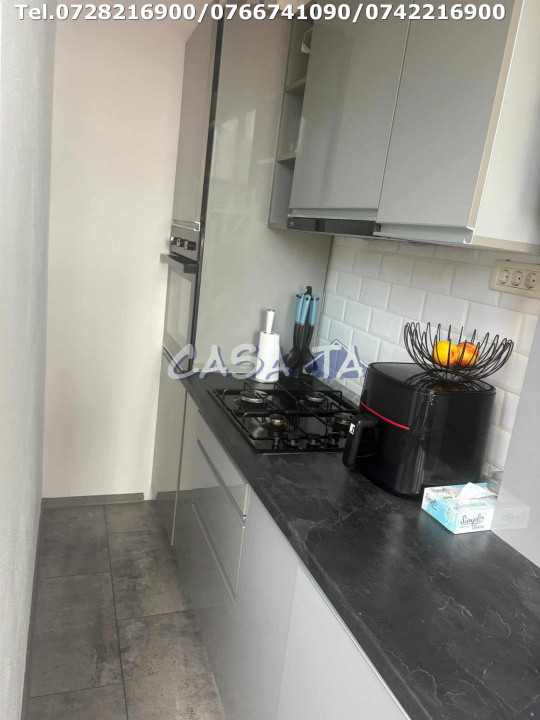 Apartament 3 camere, situat în Târgu Jiu, Str.Unirii 