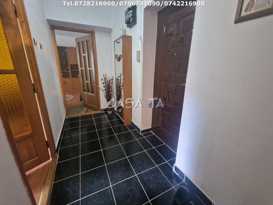 Inchiriere apartament 2 camere, situat în Târgu Jiu, Str.Victoriei (Zona Mall)