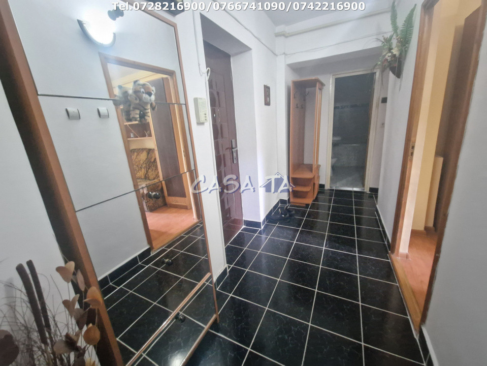 Inchiriere apartament 2 camere, situat în Târgu Jiu, Str.Victoriei (Zona Mall)