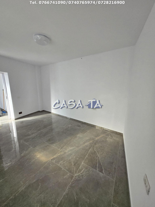 Spatiu de Birouri/Comercial, Parter, Strada Traian - Zona Centrala