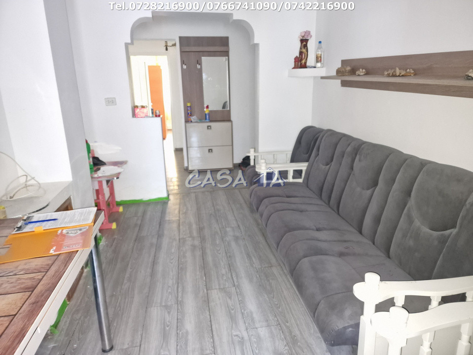 Apartament 3 camere, situat în Târgu Jiu, Str. 23 August