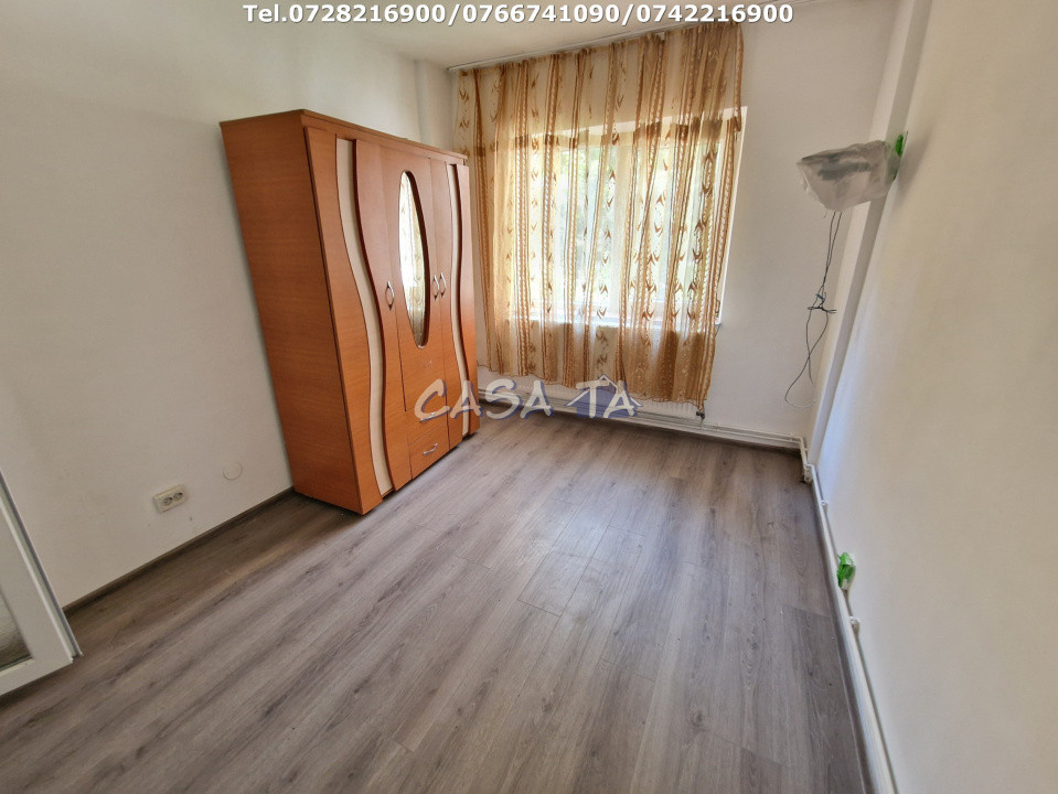 Apartament 3 camere, situat în Târgu Jiu, Str. 23 August