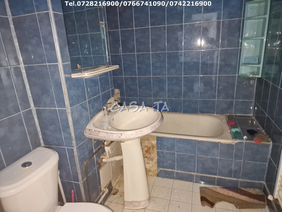 Apartament 3 camere, situat în Târgu Jiu, Str. 23 August