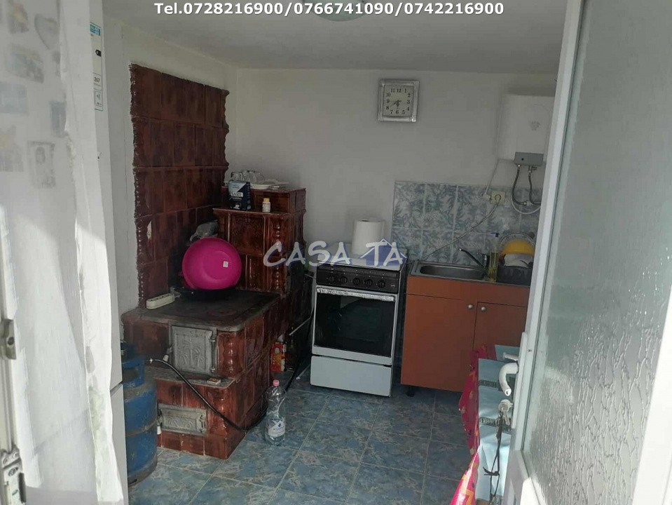 Casa situata în Bumbești Pițic - Cârligei 