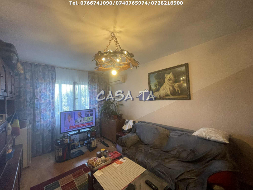Apartament 2 Camere, Etaj 4 (cu acoperis), Strada Dacia - Zona Mall