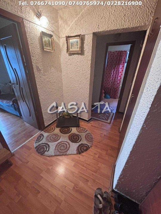 Apartament 2 Camere, Etaj 4 (cu acoperis), Strada Dacia - Zona Mall