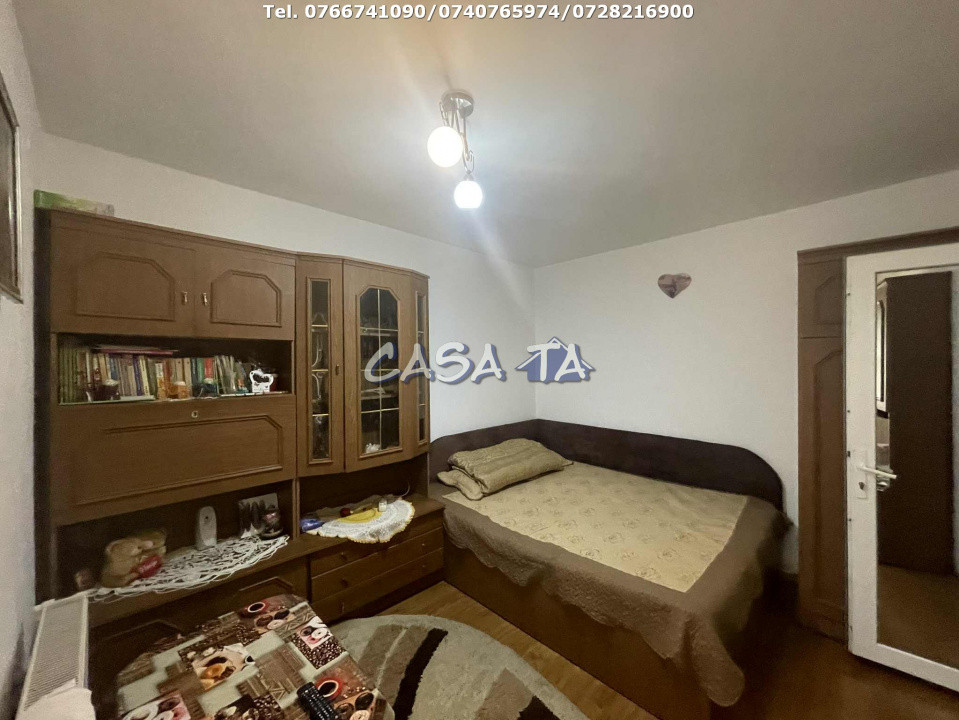 Garsoniera, Etaj 1, Strada Constructorilor, Targu Jiu