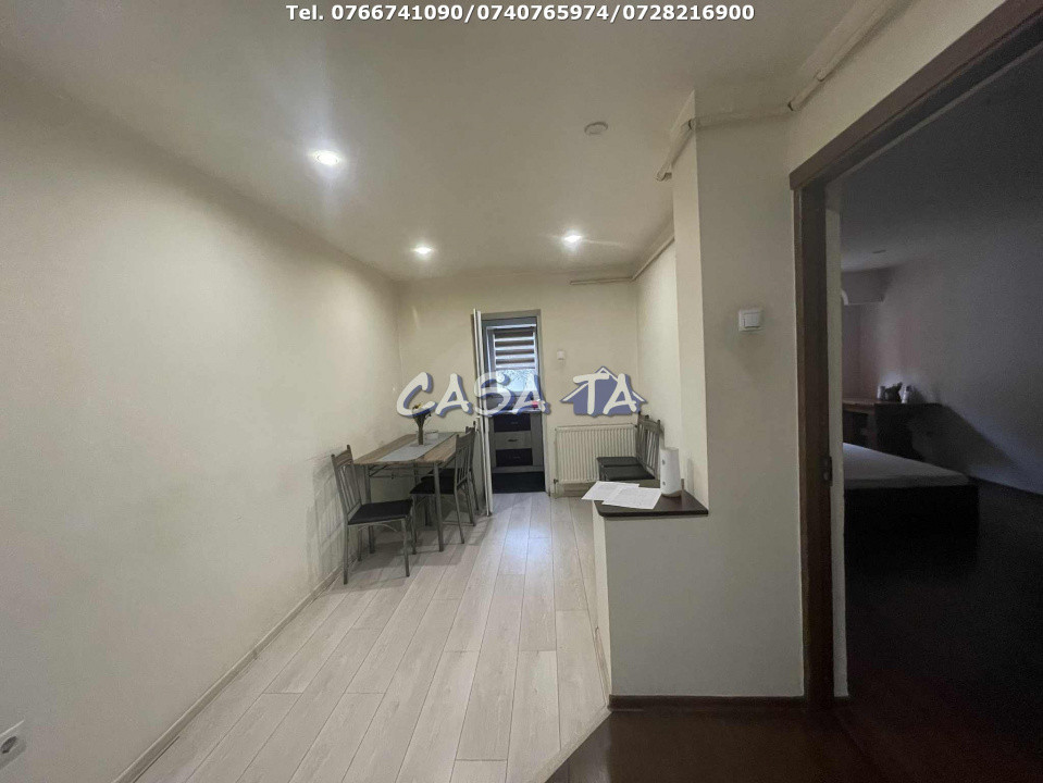 Apartament 3 Camere, Parter, Strada Castanilor