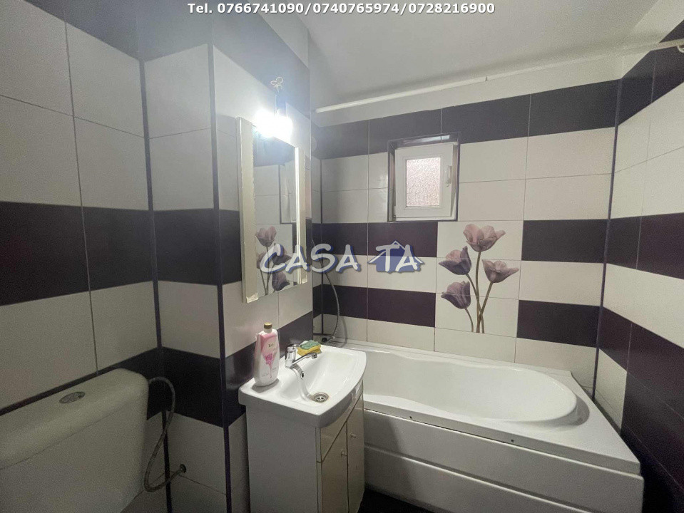 Apartament 3 Camere, Parter, Strada Castanilor