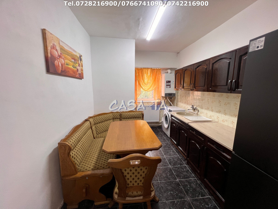Închiriere apartament 3 camere, situat în Târgu Jiu, Victoriei