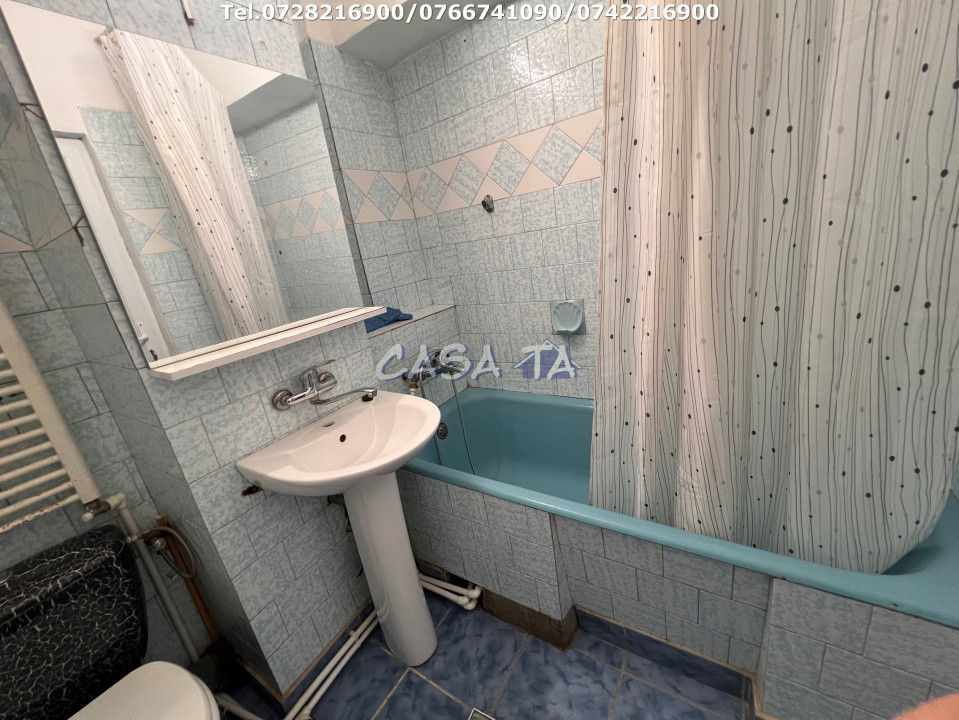 Închiriere apartament 3 camere, situat în Târgu Jiu, Victoriei