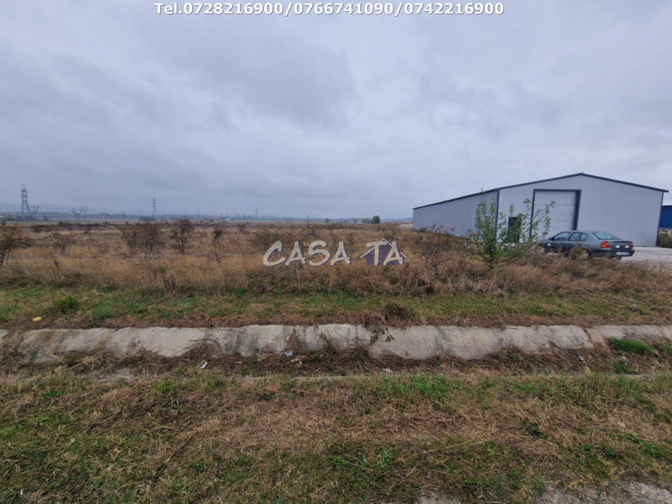 Teren Intravilan(1200 mp), situat în Târgu Jiu Str. Ciocârlau