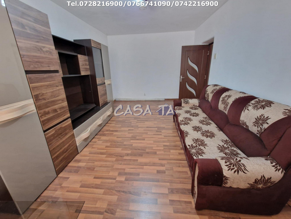 Închiriere apartament 3 camere, Str Victoriei