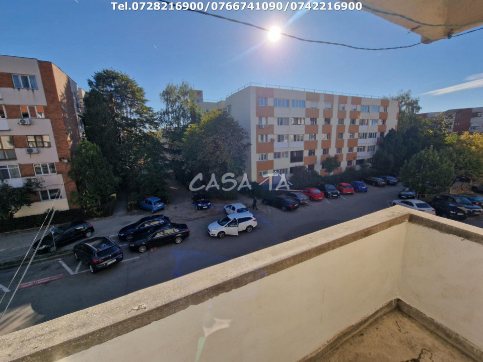 Închiriere apartament 3 camere, Str Victoriei