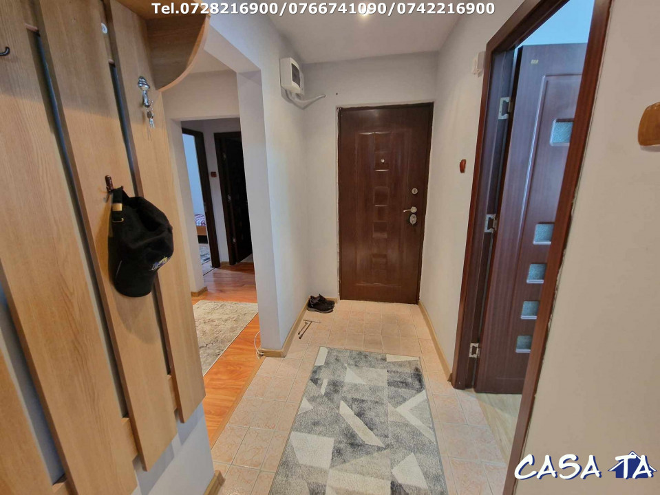 Închiriere apartament 4 camere, situat în Târgu Jiu, Str. Agriculturii