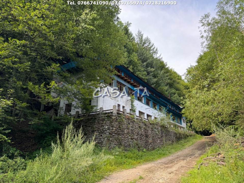 Spatiu Comercial, Comuna Pestisani