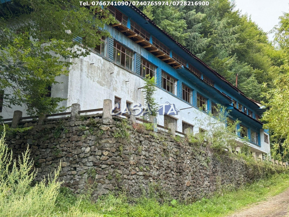 Spatiu Comercial, Comuna Pestisani