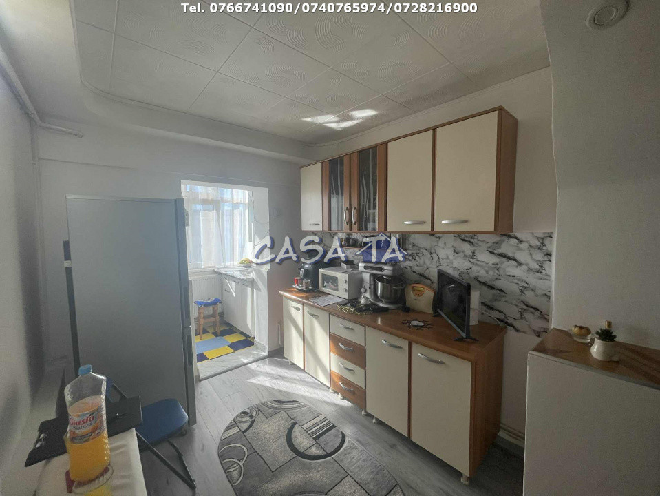 Apartament 2 Camere, Etaj 4, Rovinari