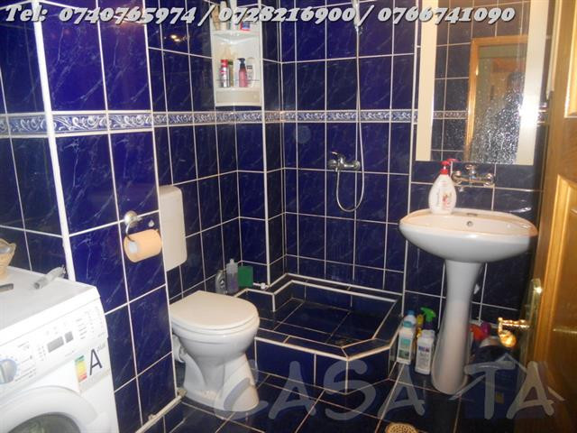 Apartament 4 camere, situat în Târgu Jiu, Bld-ul Republicii
