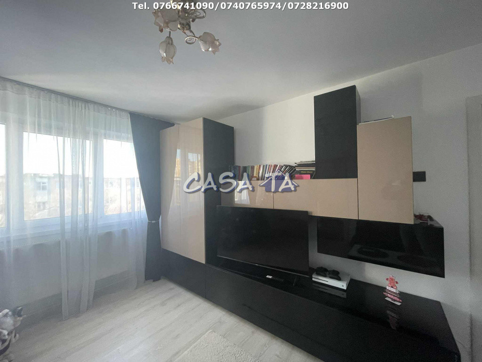 Apartament 2 Camere, Etaj 4, Strada Aleea Teilor - Zona 9 Mai