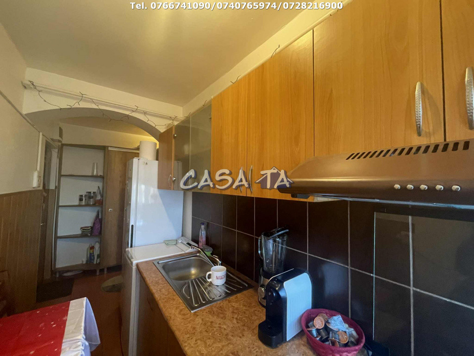 Apartament 2 Camere, Etaj 4, Strada Aleea Teilor - Zona 9 Mai