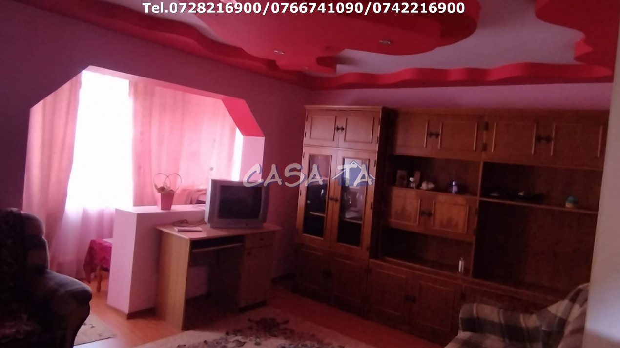 Apartament 3 camere, situat în Rovinari , Str. Plopilor