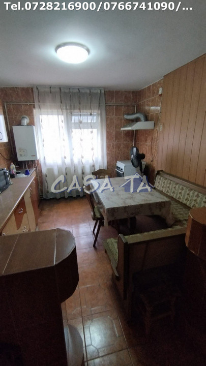 Apartament 3 camere, situat în Rovinari , Str. Plopilor