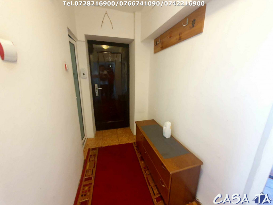 Închiriere apartament 4 camere, Bld. Ecaterina Teodoroiu (Central)