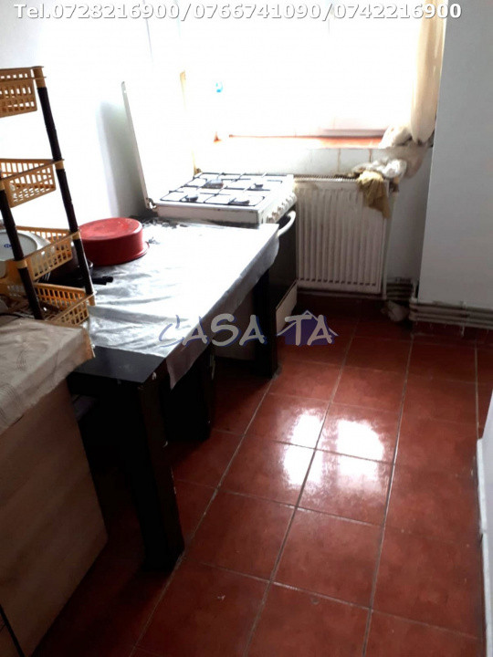 Închiriere apartament 4 camere, situat în Rovinari, Str. Minerilor
