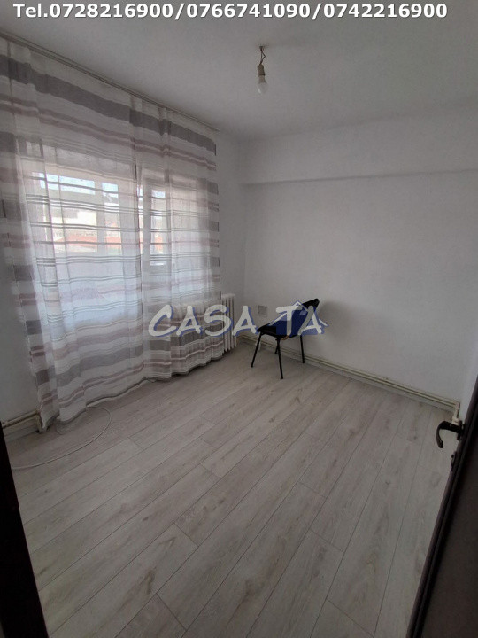 Închiriere apartament 4 camere, situat în Rovinari, Str. Minerilor