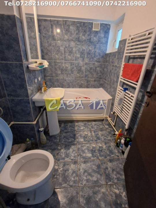 Închiriere apartament 4 camere, situat în Rovinari, Str. Minerilor