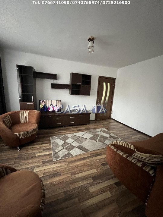 Apartament 3 Camere, Etaj 1, Strada Aleea Plopilor