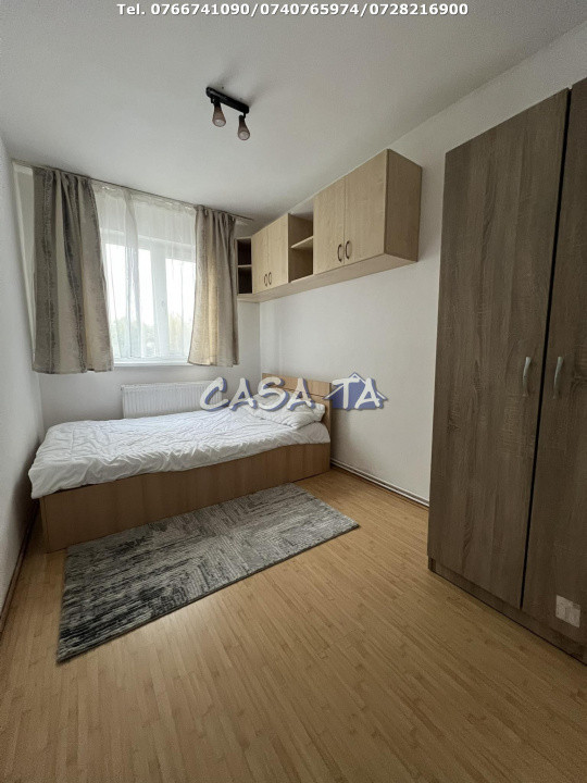 Apartament 3 Camere, Etaj 1, Strada Aleea Plopilor