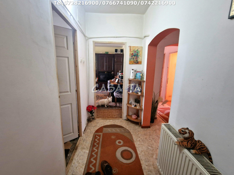 Apartament 3 camere, situat în Târgu-Cărbunești, Str Petroliștilor