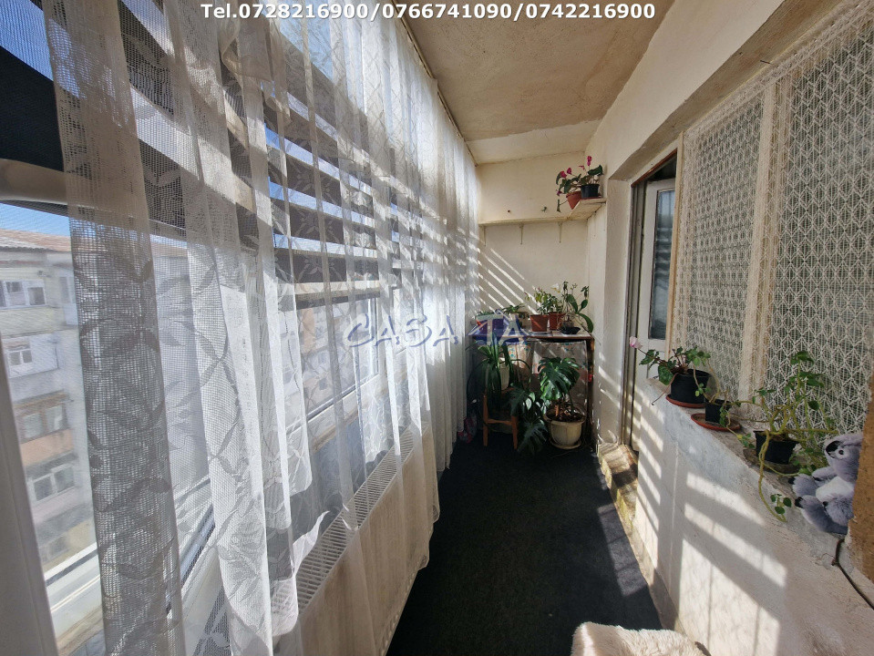 Apartament 3 camere, situat în Târgu-Cărbunești, Str Petroliștilor