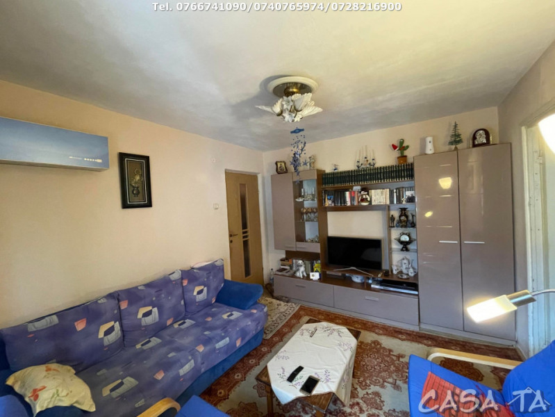 Apartament 3 Camere, Etaj 3, Strada Gheorghe Barboi