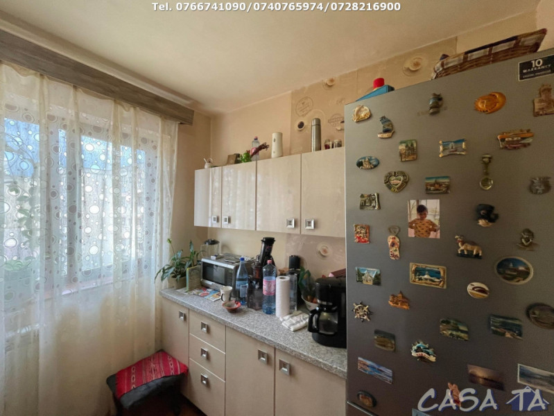 Apartament 3 Camere, Etaj 3, Strada Gheorghe Barboi