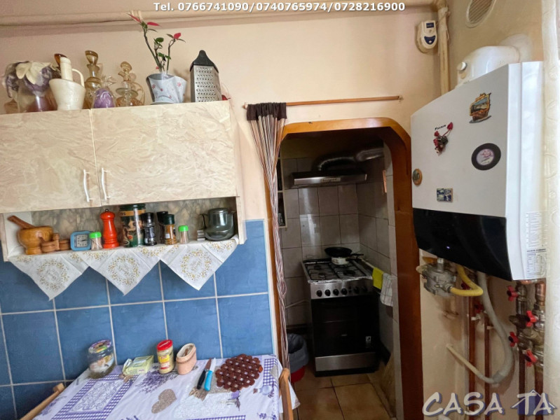 Apartament 3 Camere, Etaj 3, Strada Gheorghe Barboi