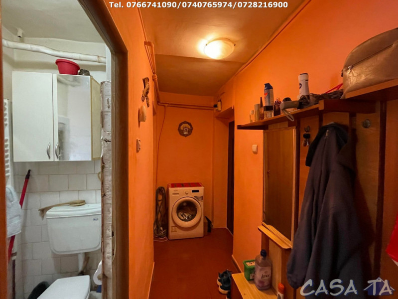 Apartament 3 Camere, Etaj 3, Strada Gheorghe Barboi