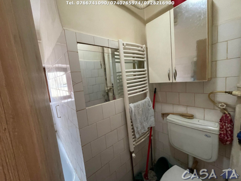 Apartament 3 Camere, Etaj 3, Strada Gheorghe Barboi