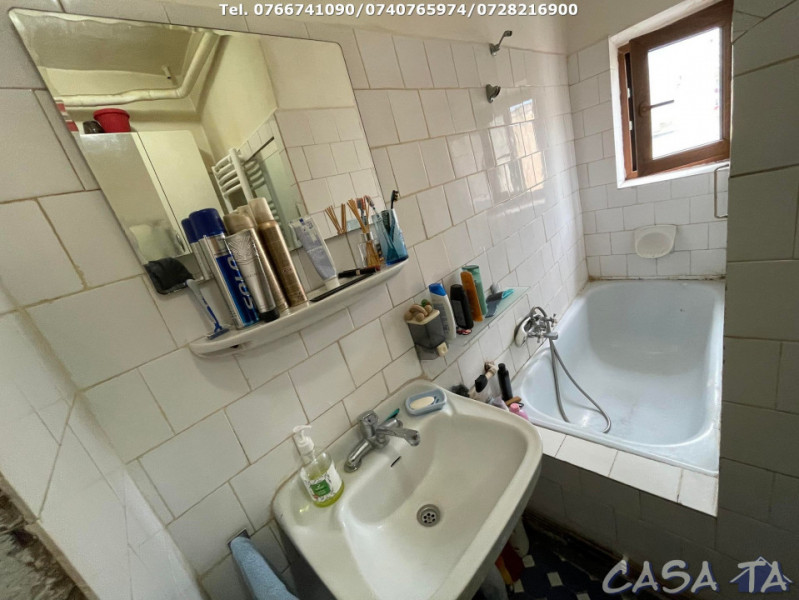 Apartament 3 Camere, Etaj 3, Strada Gheorghe Barboi