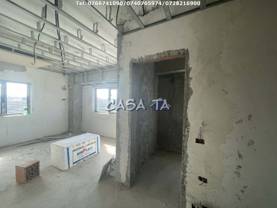 De Vanzare Cladire Multifunctionala si Teren Aferent - Dragutesti